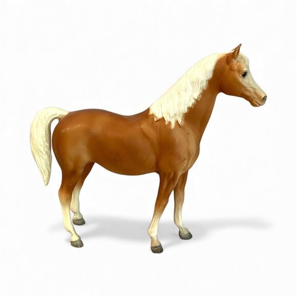 Vintage Breyer Traditional Series Palomino Family Arabian Mare Hope #5 60s 70s - Picture 1 of 9